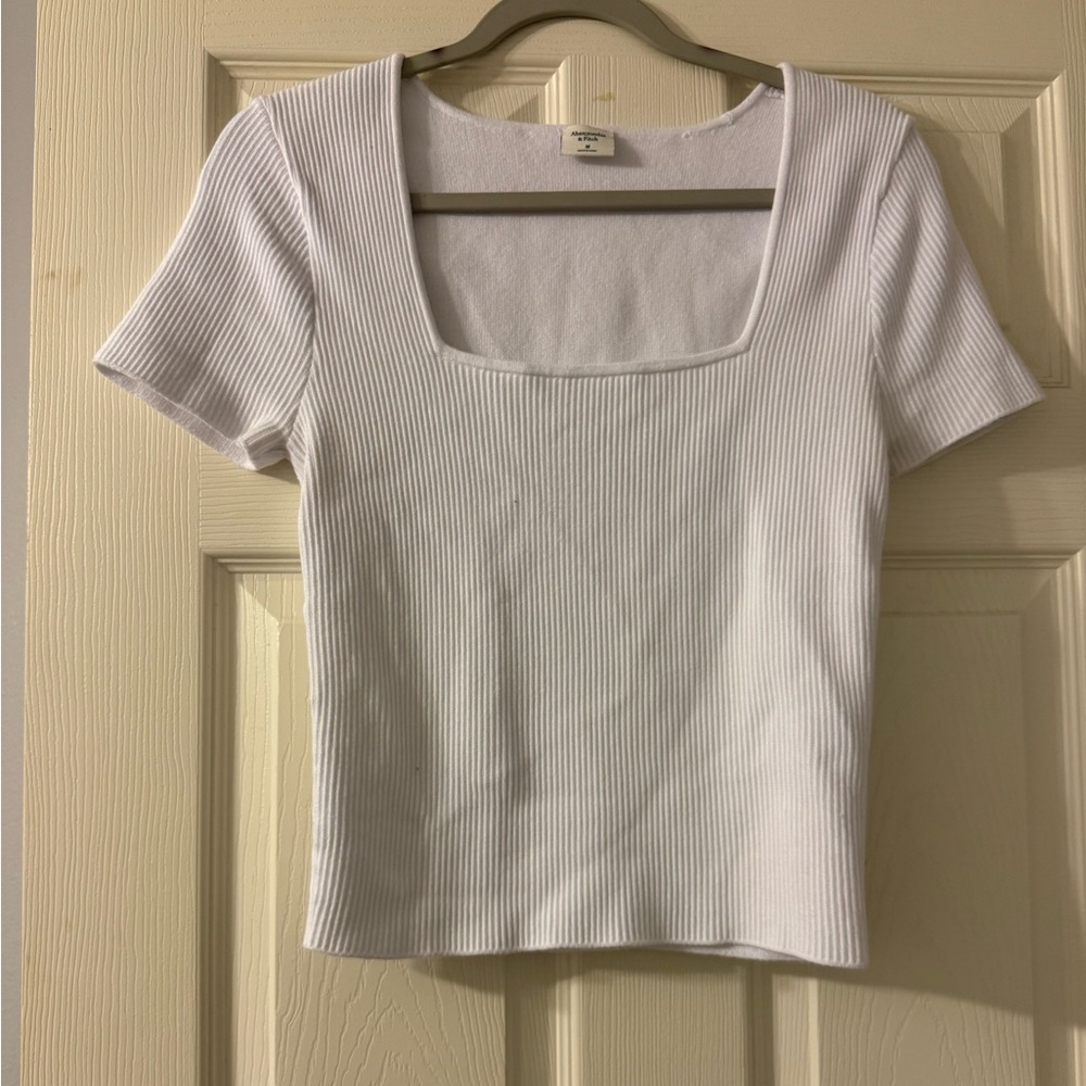 Abercrombie cropped white short sleeve ribbed sweater size medium